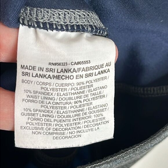 Nike Legendary Mid Rise Training Compression Tights Size M - Picture 11 of 11